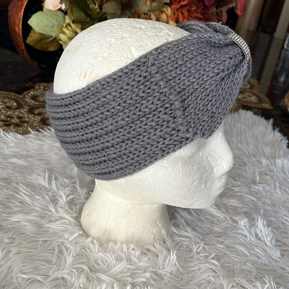 Grey Knit Headband With Rhinestone Detail Around The Bow - Picture 7 of 10